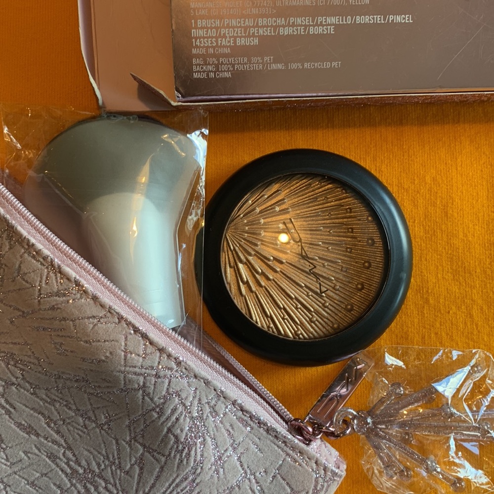 MAC FIRELIT KIT: GOLD 3 Piece Set, NIB - Picture 8 of 9